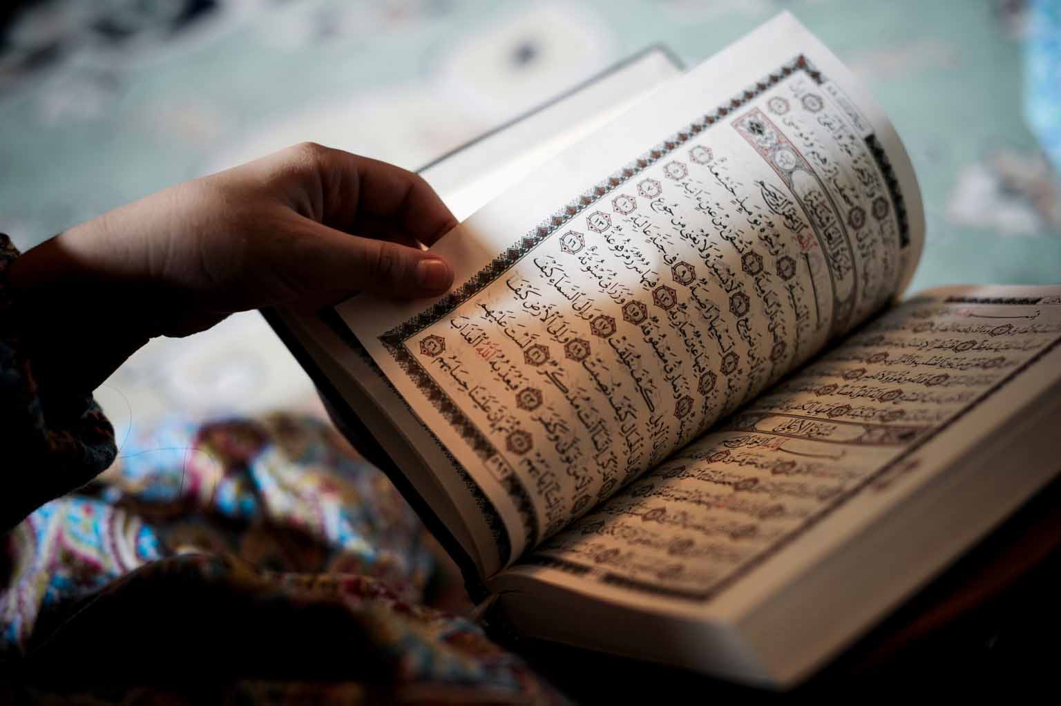 Ta’awudz dan Basmalah Sebelum Membaca Al Qur’an